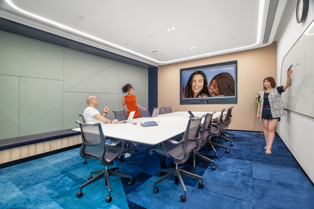 欧莱雅上海办公室设计案例900平方米8