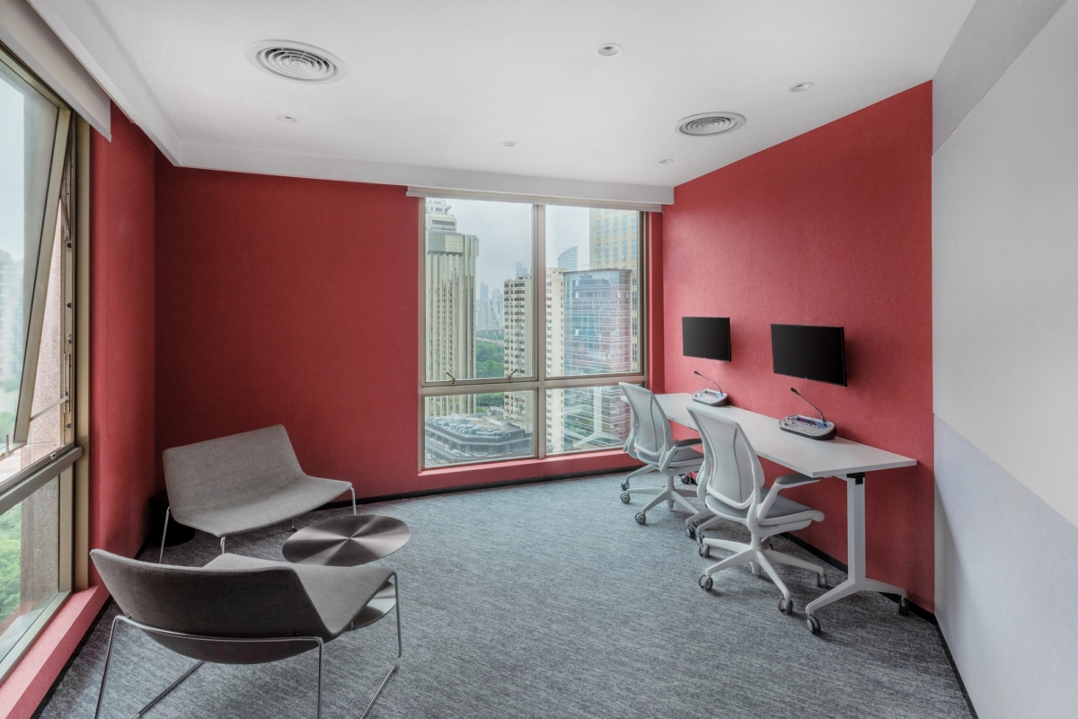色彩鲜艳办公室设计案例1400平方米5