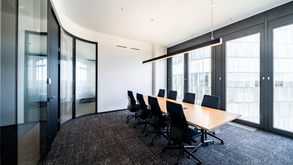 办公室装修会议室吊顶用哪种材质最好？