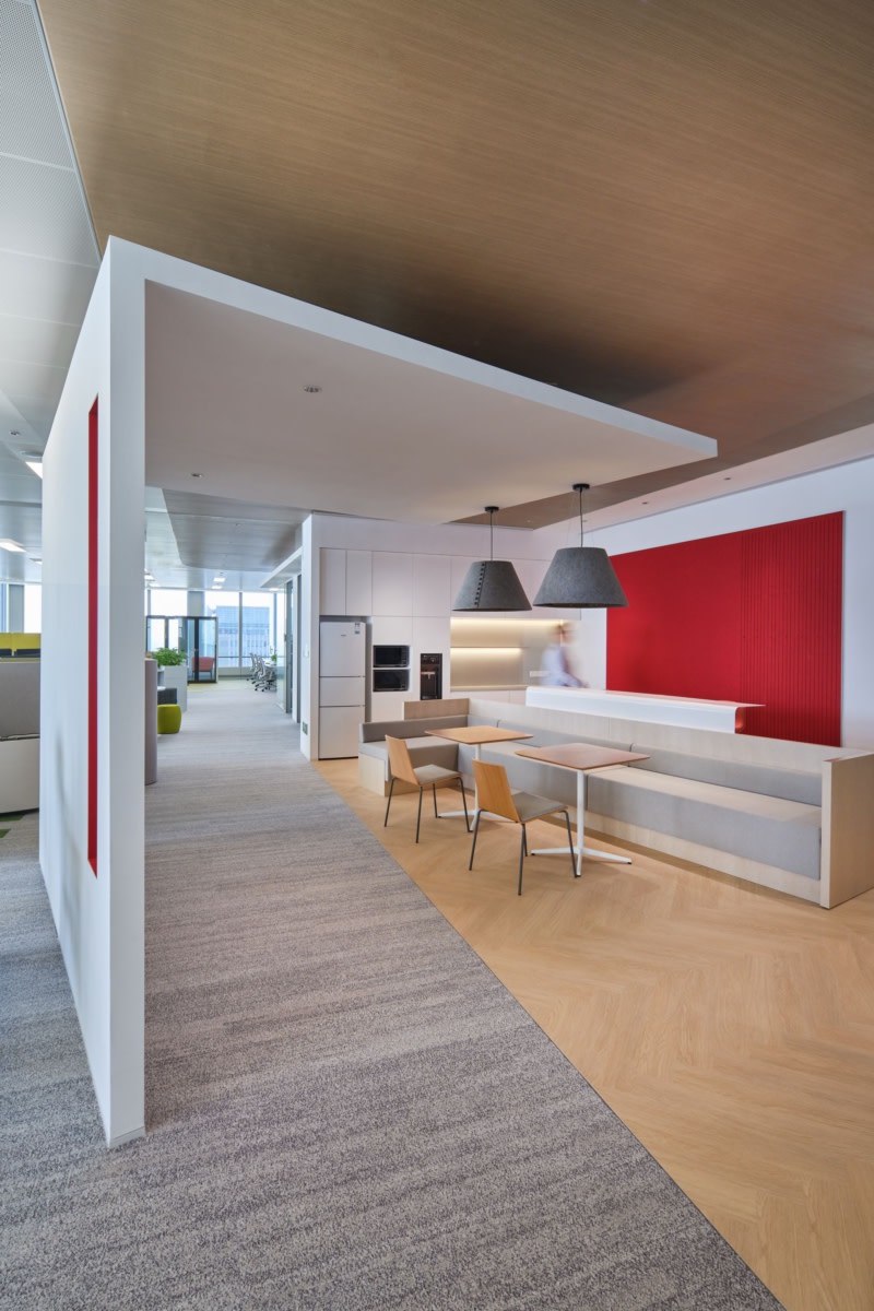 医疗行业大型创意办公室装修设计案例7000平方米9