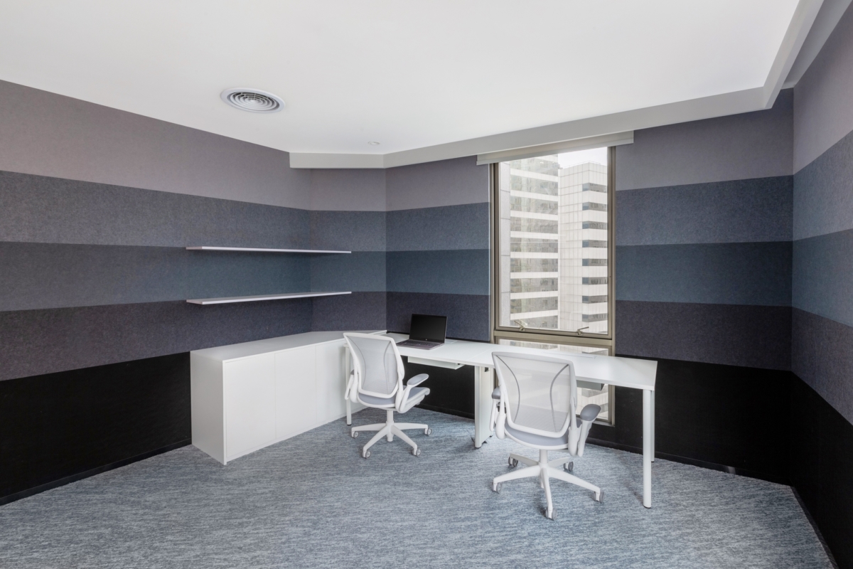色彩鲜艳办公室设计案例1400平方米6